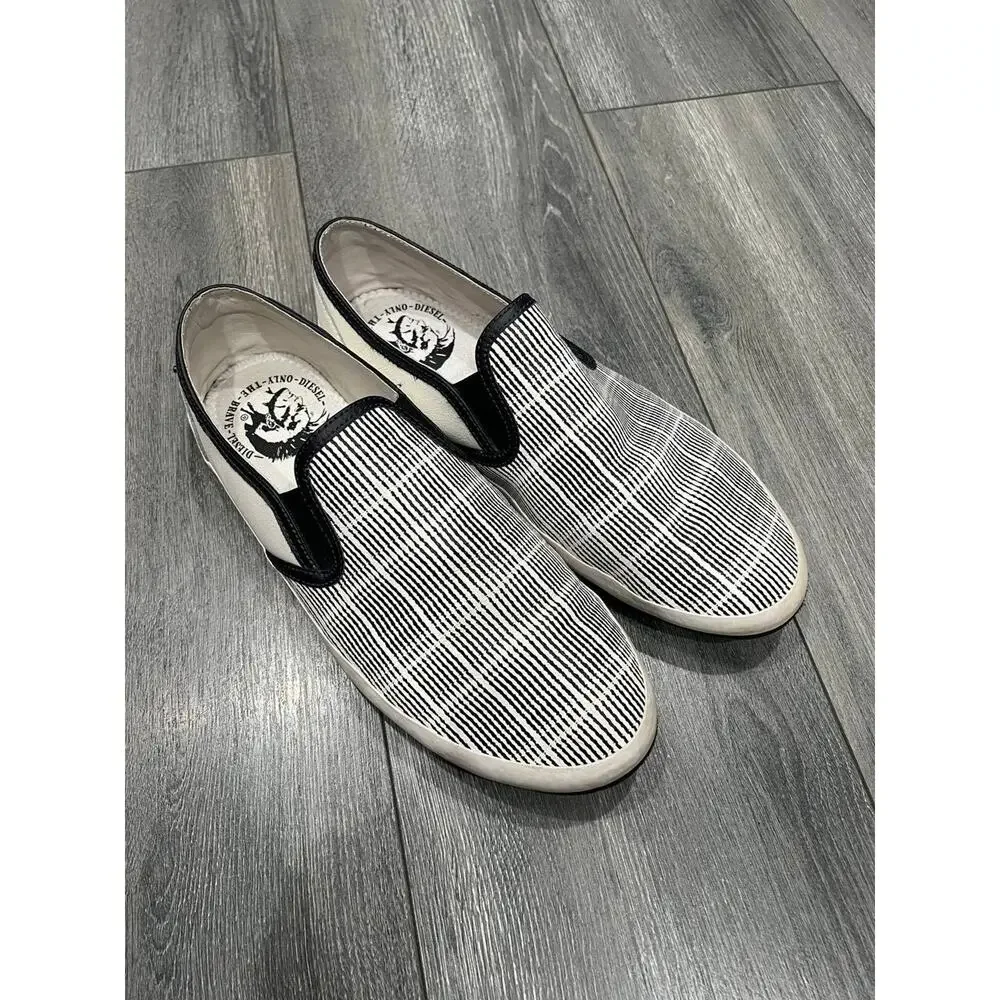 DIESEL Men's White & black striped leather Sneakers Only The Brave 10.5 S000058